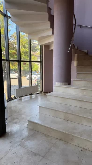 Spațiu comercial ultracentral Pitești de închiriat - imagine 2